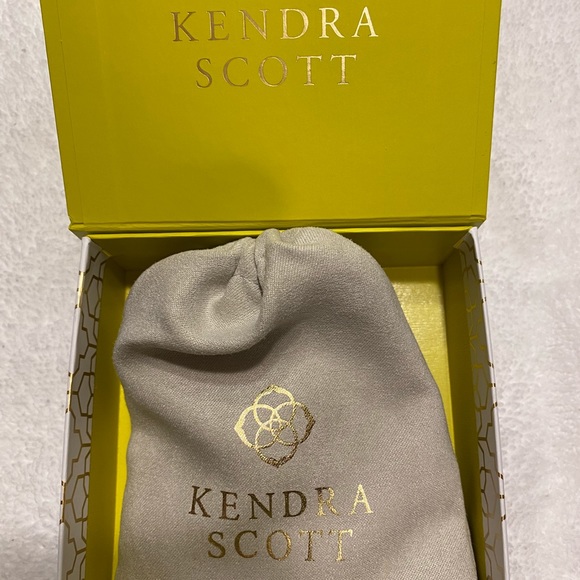 NWT Kendra Scott adjustable necklace - Picture 3 of 5